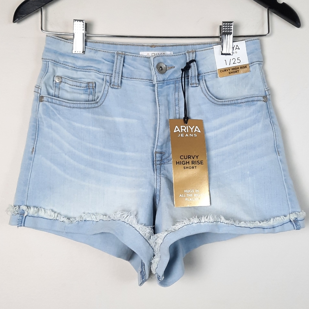 Ariya High Rise Curvy Denim Blue Jean Shorts A0814 NWT
